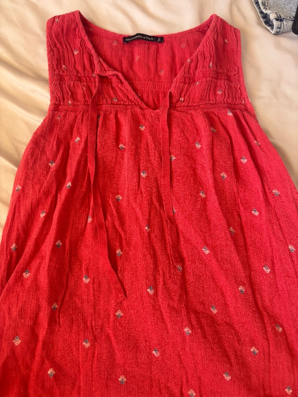 Abercrombie & Fitch top